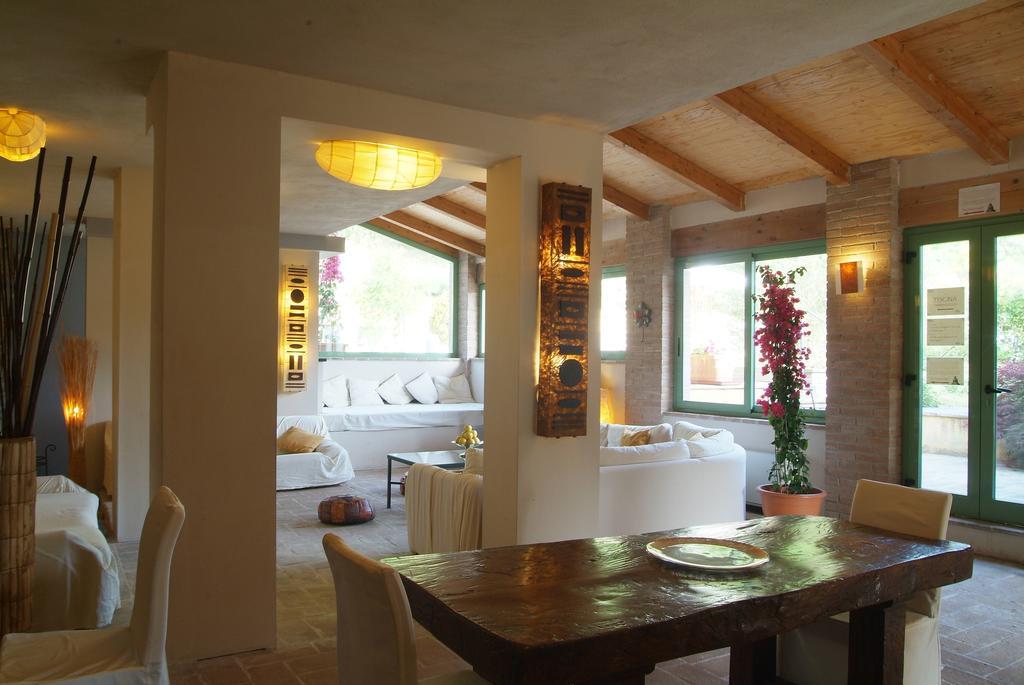 Le Torracce Agriturismo Olistico Hotel Valfabbrica Esterno foto