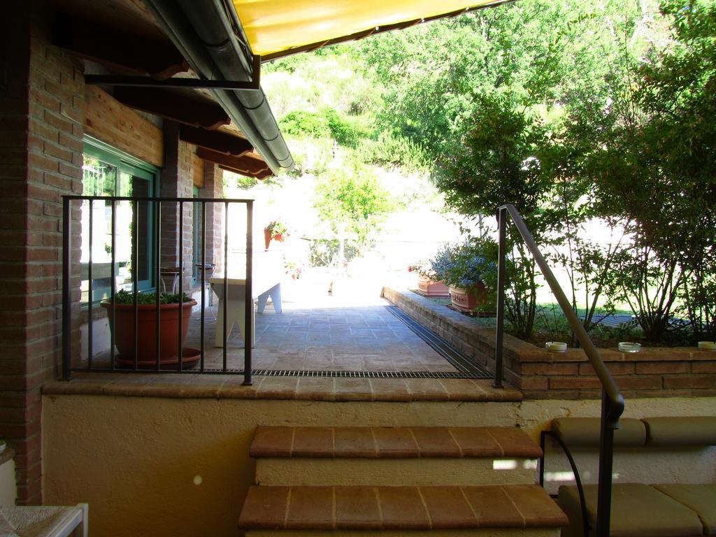 Le Torracce Agriturismo Olistico Hotel Valfabbrica Esterno foto
